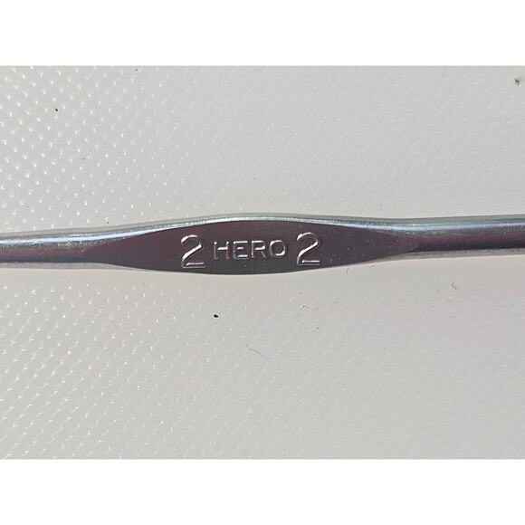 Vintage 5" Steel crochet/tatting hooks for lace and small work bone sewing awl - Picture 6 of 10